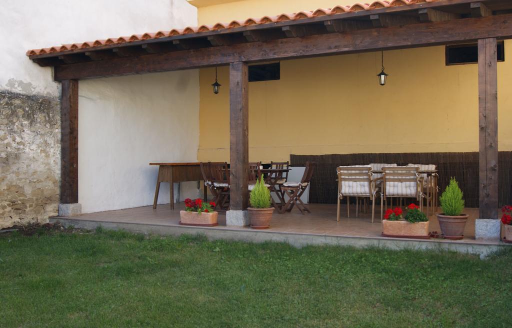 Don Baldomero Hotel Rural Cadinanos Exterior photo